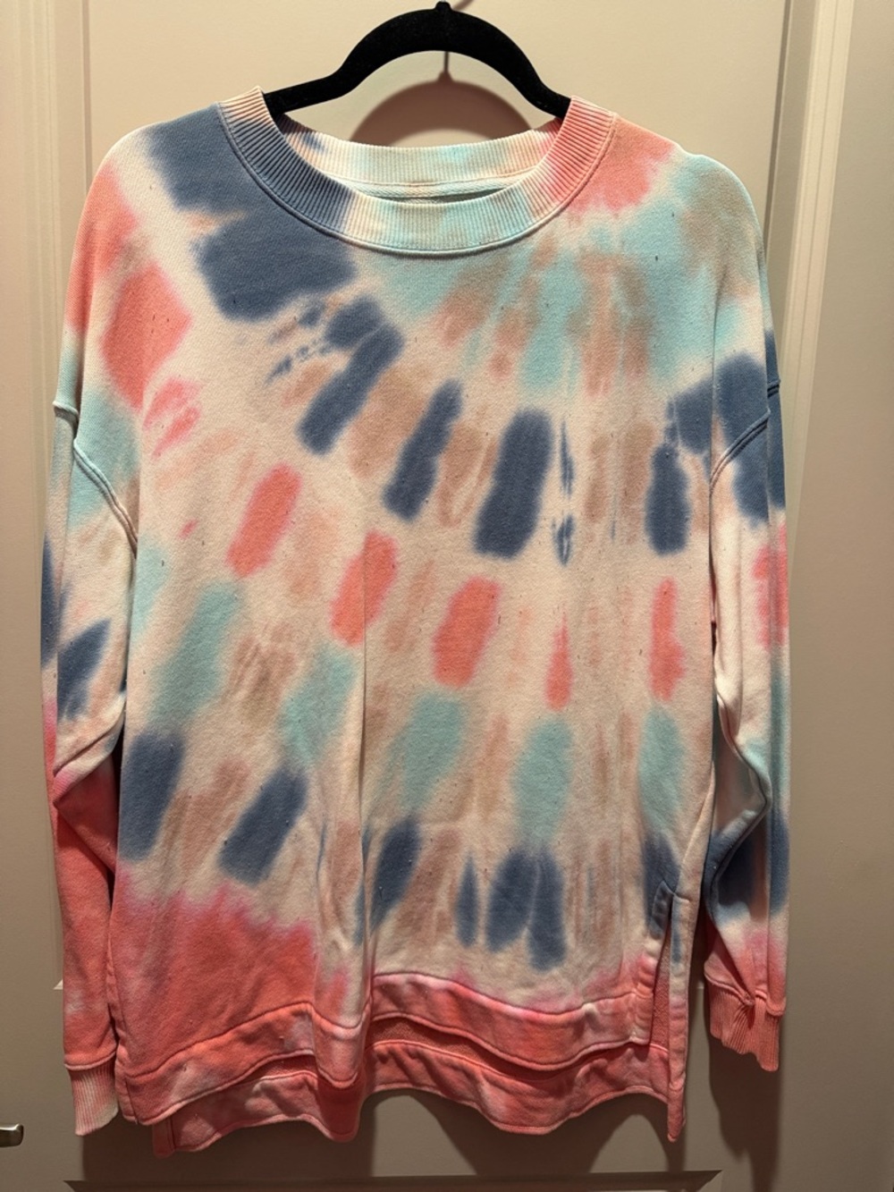 American Eagle Tie-Dye Pastel Crewneck Sweatshirt - Pink, Blue, Aqua Tan White